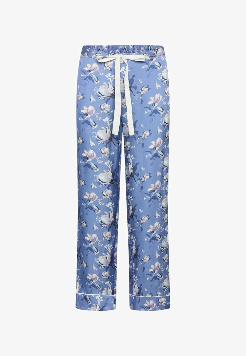 Kék virágmintás pizsamanadrág, rugalmas derékpánttal és fehér zsinórral, nagy virágmintákkal és fehér díszítéssel a száraknál.