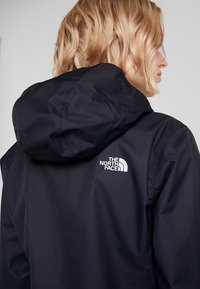 The North Face QUEST JACKET - Vodoodporna jakna - black