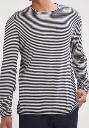 Sweter