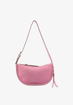 Pinke Leder-Umhängetasche mit goldfarbenem Reißverschluss, verstellbarem Riemen und abgerundetem Boden, kleiner Quasten-Detail an der Seite.