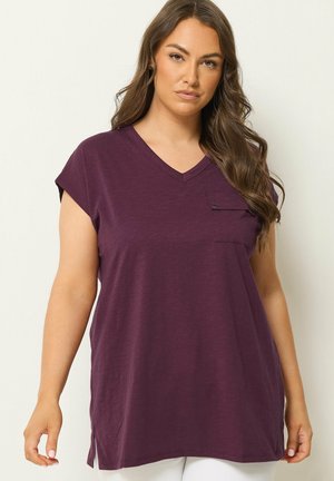 Yours Clothing, PLUS SIZE CASUAL TOPS - T-shirt print - purple