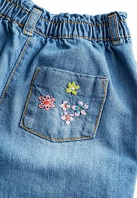Next BEAR CHARACTER MOM JEANS - Karcsúsított farmerek - blue bunny