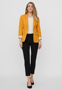 Vero Moda Blazer - sunflower