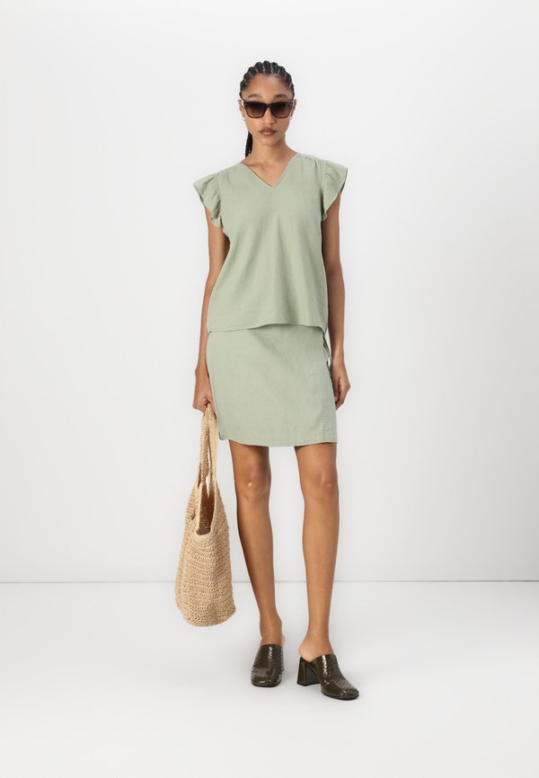 LINNO - Mini skirt - tea3