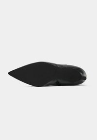 Furla ESSENTIAL BOOT - Bottines - nero
