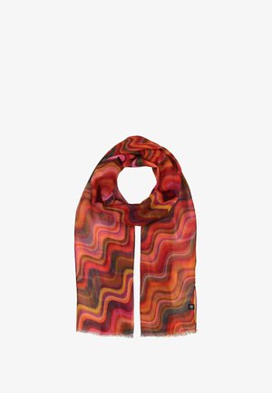 Színes sál, hullámos mintával piros, narancssárga és barna árnyalatokban, könnyű anyagból készült, rojtos szélekkel.