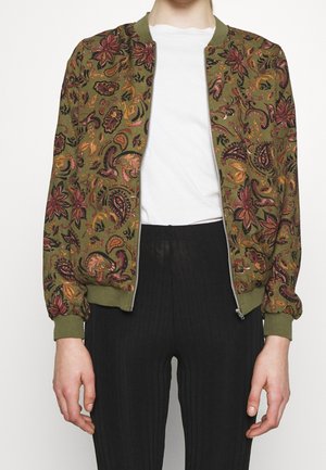 Kurtka Bomber