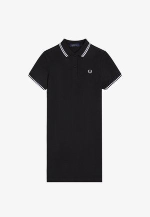 Must lühikeste varrukatega polo-kleit, millel on krae ja varrukate servadel valge kahekordne triip, kahe-nupuline plaket ja rinnal väike tikitud laurimärk.