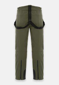 Olivgrüne Outdoor-Hosen mit schwarzen verstellbaren Tragegurten und Reißverschlüssen an den Knöchelbündchen, die für Outdoor-Aktivitäten konzipiert sind.