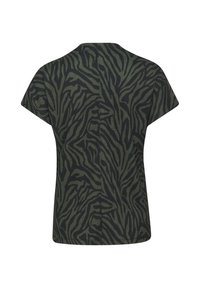 Groen en zwart T-shirt met korte mouwen, met een getextureerd zebra-streep patroon, voorzien van een V-hals en een relaxed-fit ontwerp.