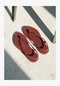 Επιλέχθηκε, amaranth sunset orange