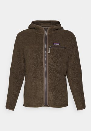 Brun fleecejakke med hette, frontglidelås, to sidelommer og en brystlomme. Teksturert stoff med en myk finish.