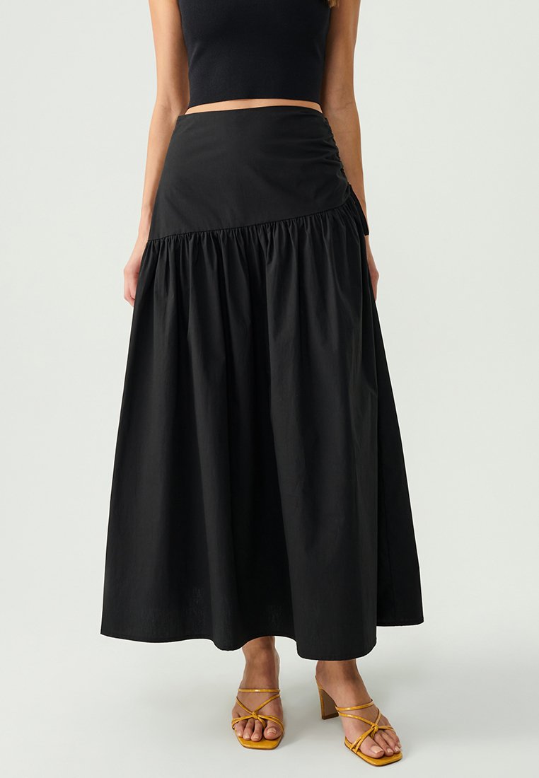 SÁVEL JILL Pleated skirt black Zalando.de