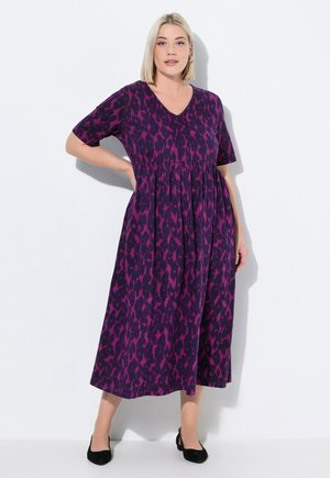 MIX PRINT EMPIRE A-LINE POCKET  - Gebreide jurk - dark orchid