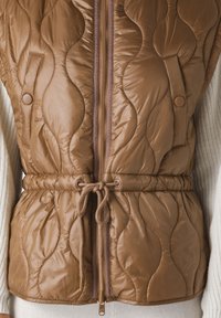 Deha Väst - brown