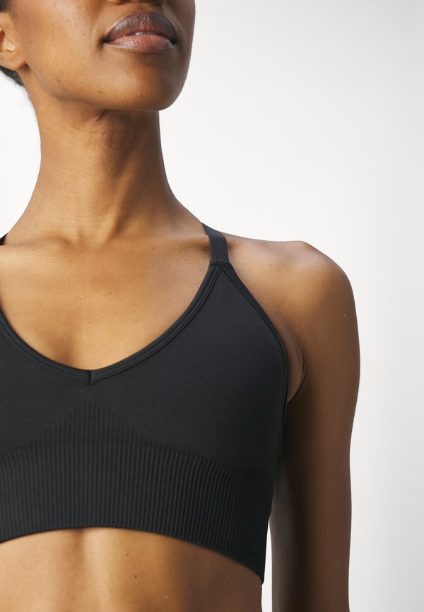 SEAMLESS V NECK BRA - Light support sports bra3