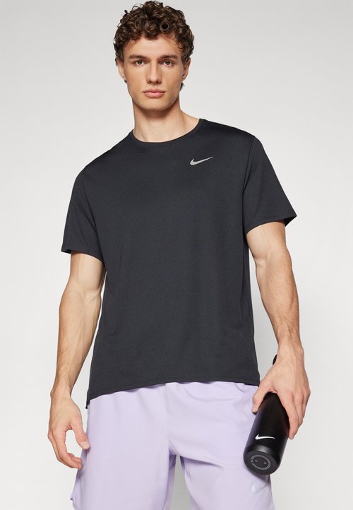 Nike Miler Dri-FIT UV Running T-Shirt 'Black' — foto 4