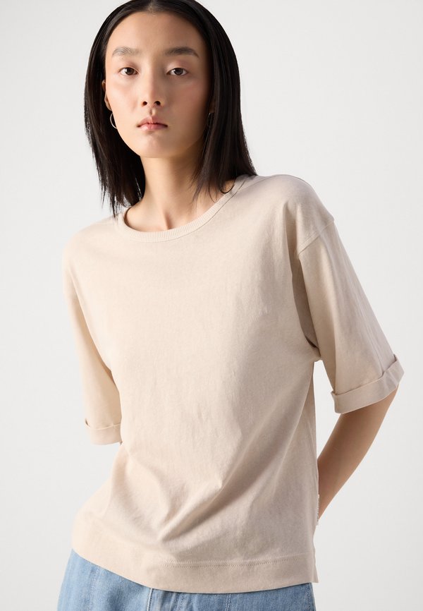 SHORT SLEEVE - Basic T-shirt - silky stone3