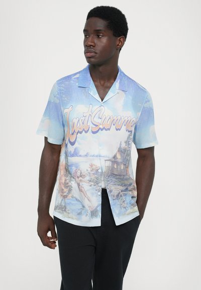 Short-sleeved button-up shirt made of light fabric, featuring a blue and white landscape print with the text "Last Summer" in orange.
