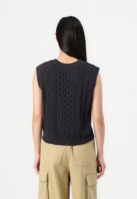Vero Moda Strickpullover - black