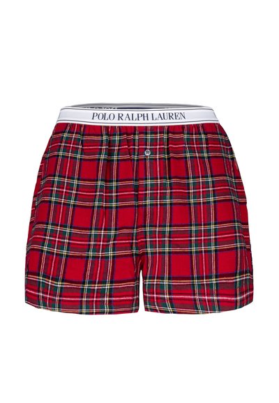 Punaiset ruudulliset bokserit, joissa valkoinen joustava vyötärönauha "POLO RALPH LAUREN" -logolla, yksittäinen nappisuljin ja pehmeä kangaspinta.