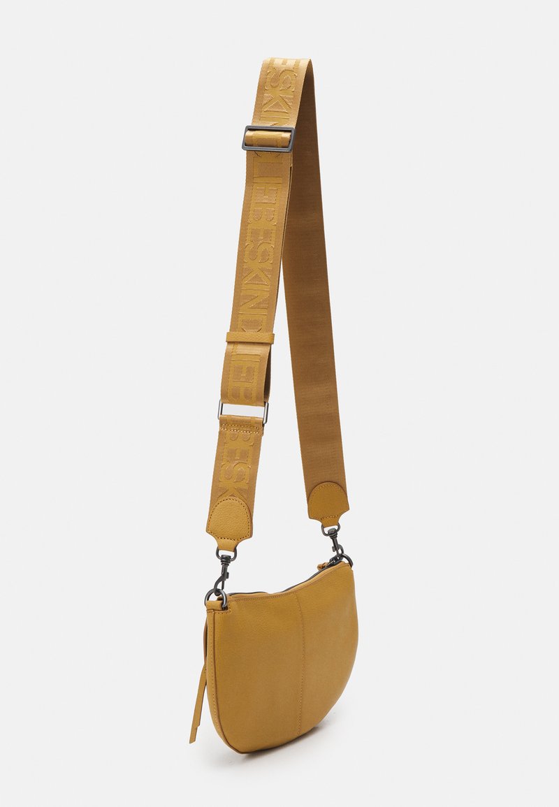 Damen Handtaschen | Liebeskind Berlin FAITH HOBO S KLEINE BOHO-TASCHE AUS LEDER Umhängetasche lentil/beige - MC87115 Damen Handtaschen | Liebeskind Berlin FAITH HOBO S KLEINE BOHO-TASCHE AUS LEDER Umhängetasche lentil/beige - MC87115