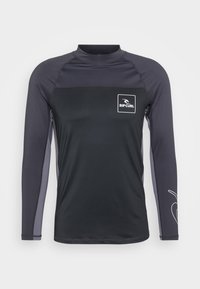 Czarna longsleeve rash guard z wysoką szyją, z szarymi akcentami i białym logo Rip Curl na klatce piersiowej oraz grafiką na rękawie.