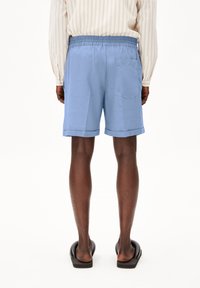 ARMEDANGELS JAACQUE - Shorts - blue stone