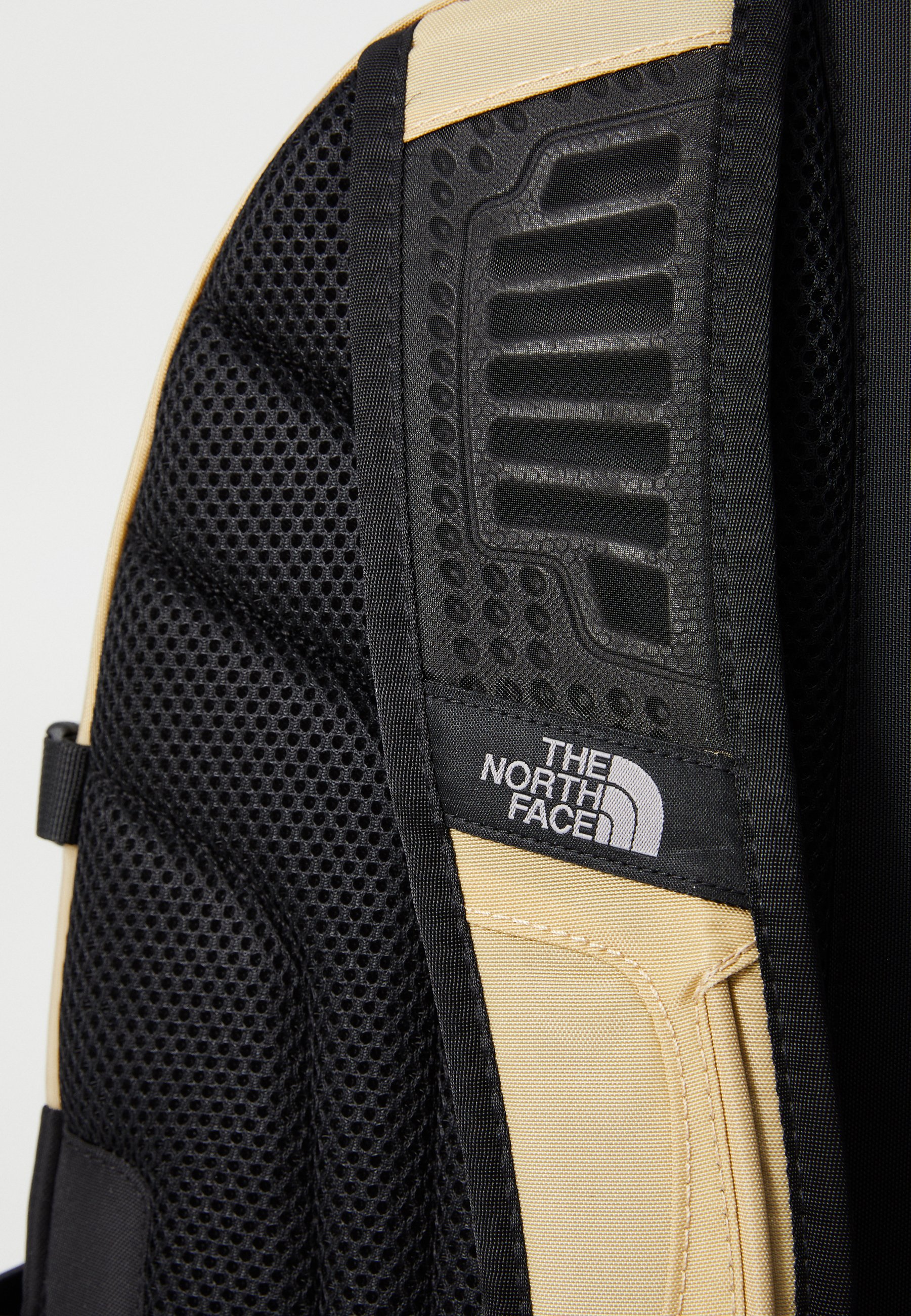 The North Face BOREALIS CLASSIC - Backpack - khaki stone/black