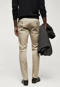 Mango Chinot - beige