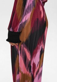 Nümph Jumpsuit - beet red