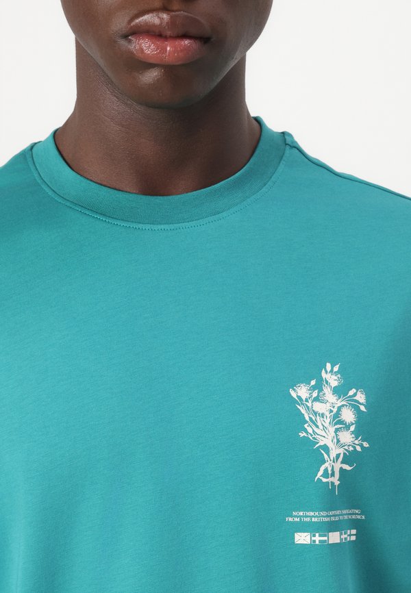 SLHLOOSEALP O NECK TEE - Print T-shirt - bayou4