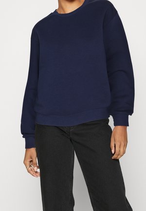 Gina Tricot, Bluza