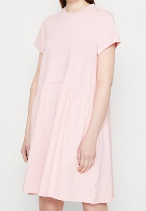 Sukienka z dżerseju