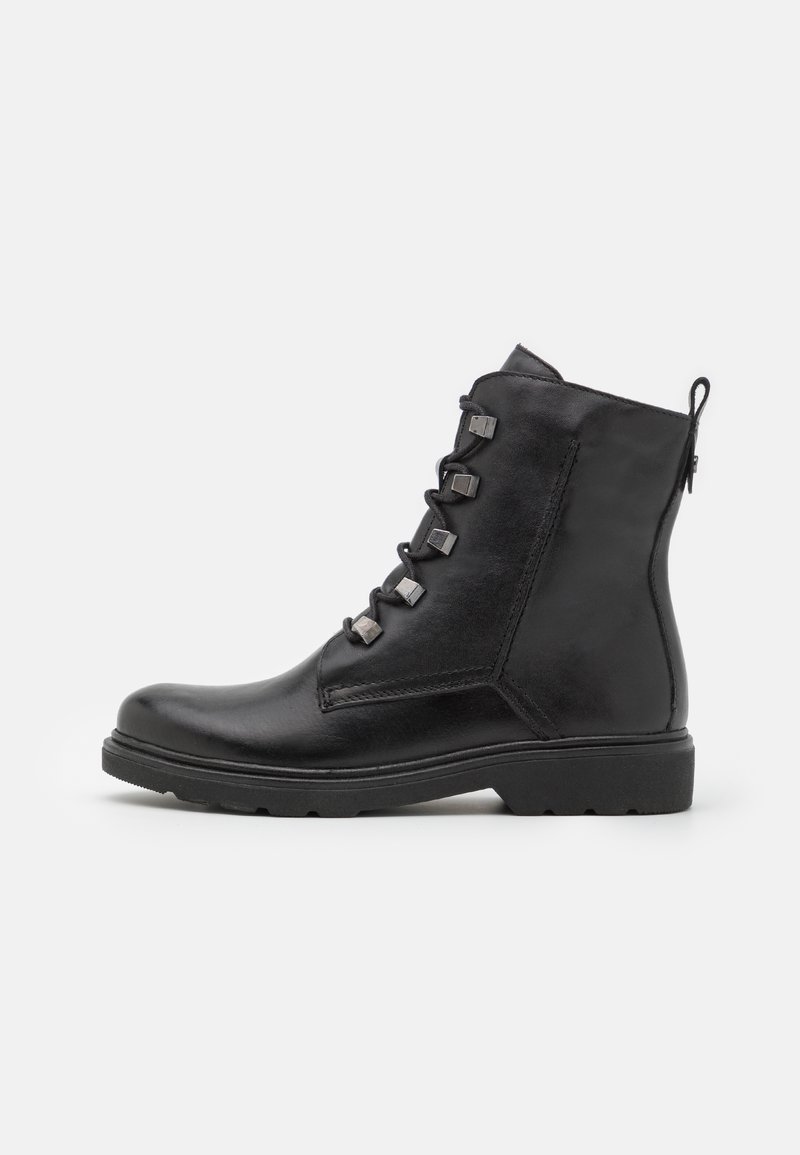 Botines con cordones
