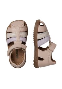 Ljust rosa lädersandaler med ljuslila och vita ränder, justerbar rem, utskärningar på sidorna och texturerad gummisula.