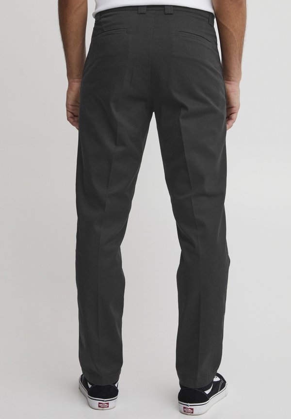 PRARNOLD STRAIGHT FIT - Chinos3