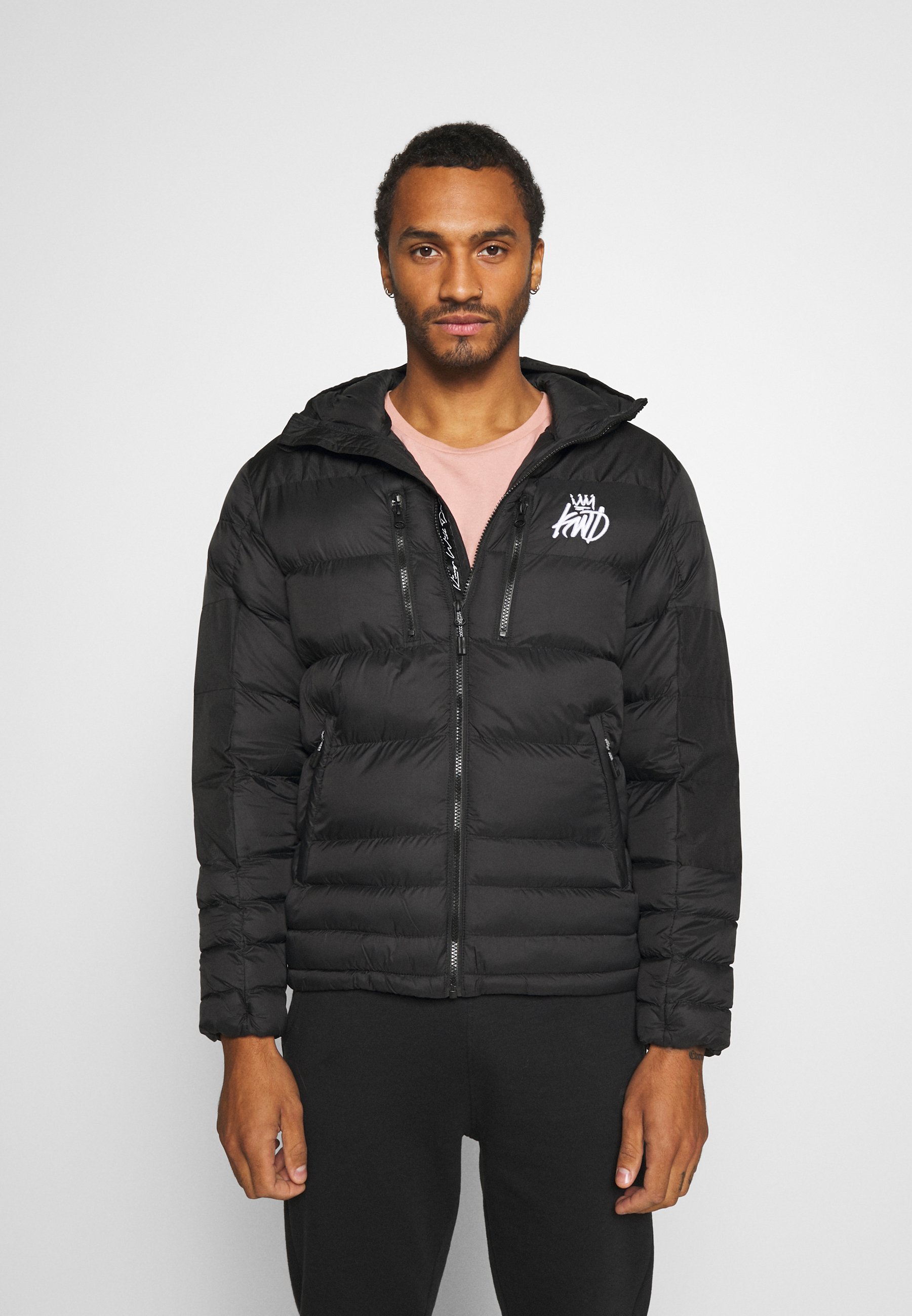 Kings Will Dream PUFFER JACKET Lett jakke blacksvart Kings Will Dream PUFFER JACKET Lett jakke blacksvart