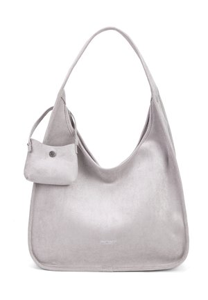 Lichtgrijze suèdetas met een grote schouderband en een kleine aangehechte zak met een drukknoopsluiting.