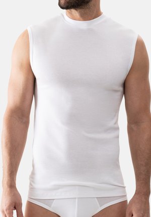 Top in cotone bianco senza maniche, con scollatura rotonda, texture liscia e design aderente. Senza motivi o dettagli visibili.