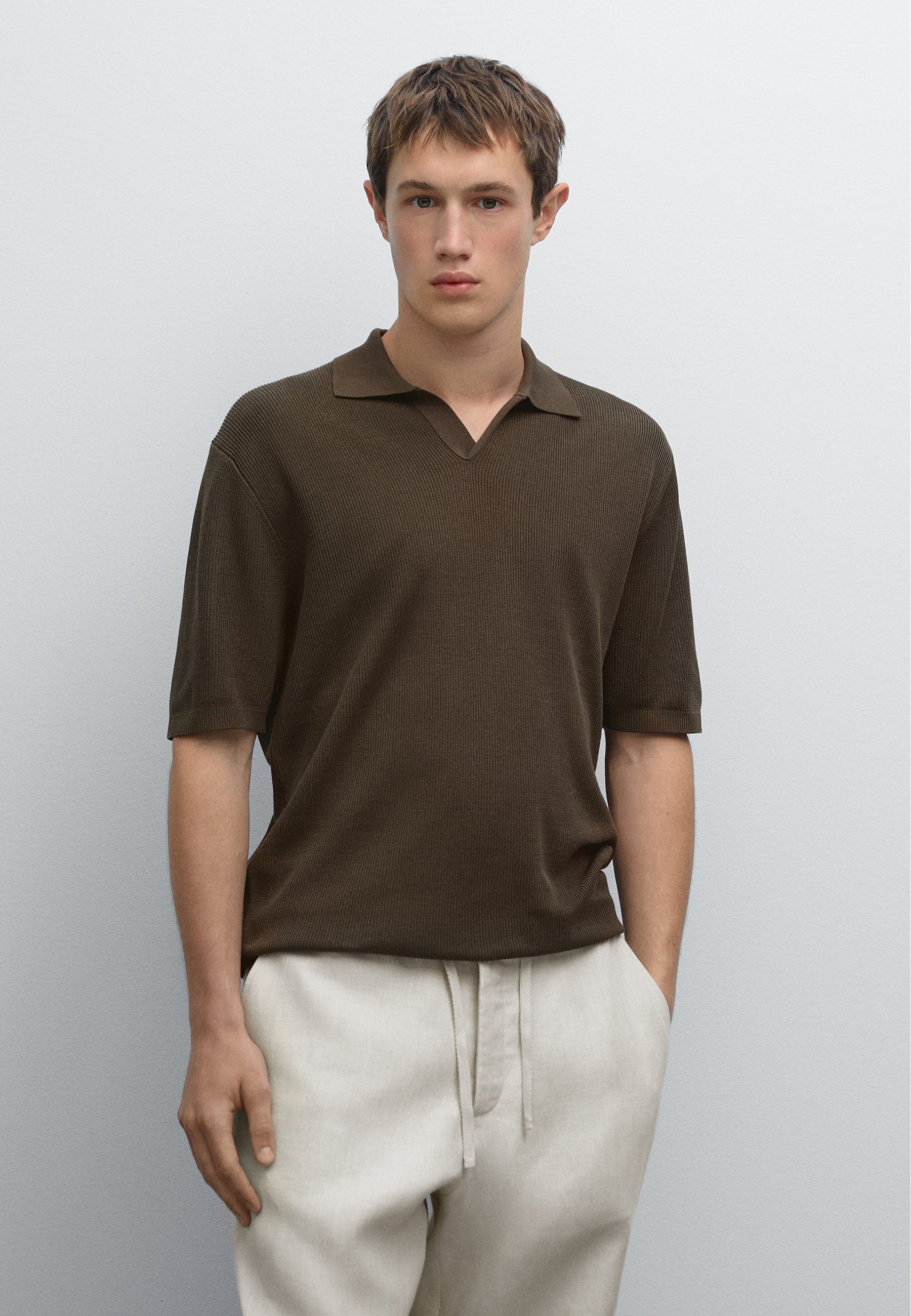 ★Massimo Dutti★ Short sleeve cotton knit polo shirt Short sleeve knit cotton polo shirt · Black · Sweaters And