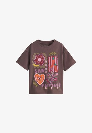 Next, REGULAR FIT - EMBROIDERED OVERSIZED T-SHIRT . - T-shirt con stampa - chocolate brown
