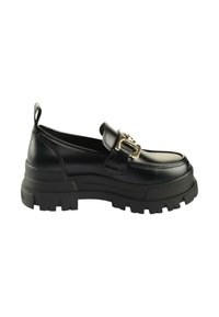 Thumbnail Image 6