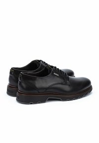 Pikolinos LINARES H - Zapatos de vestir - black