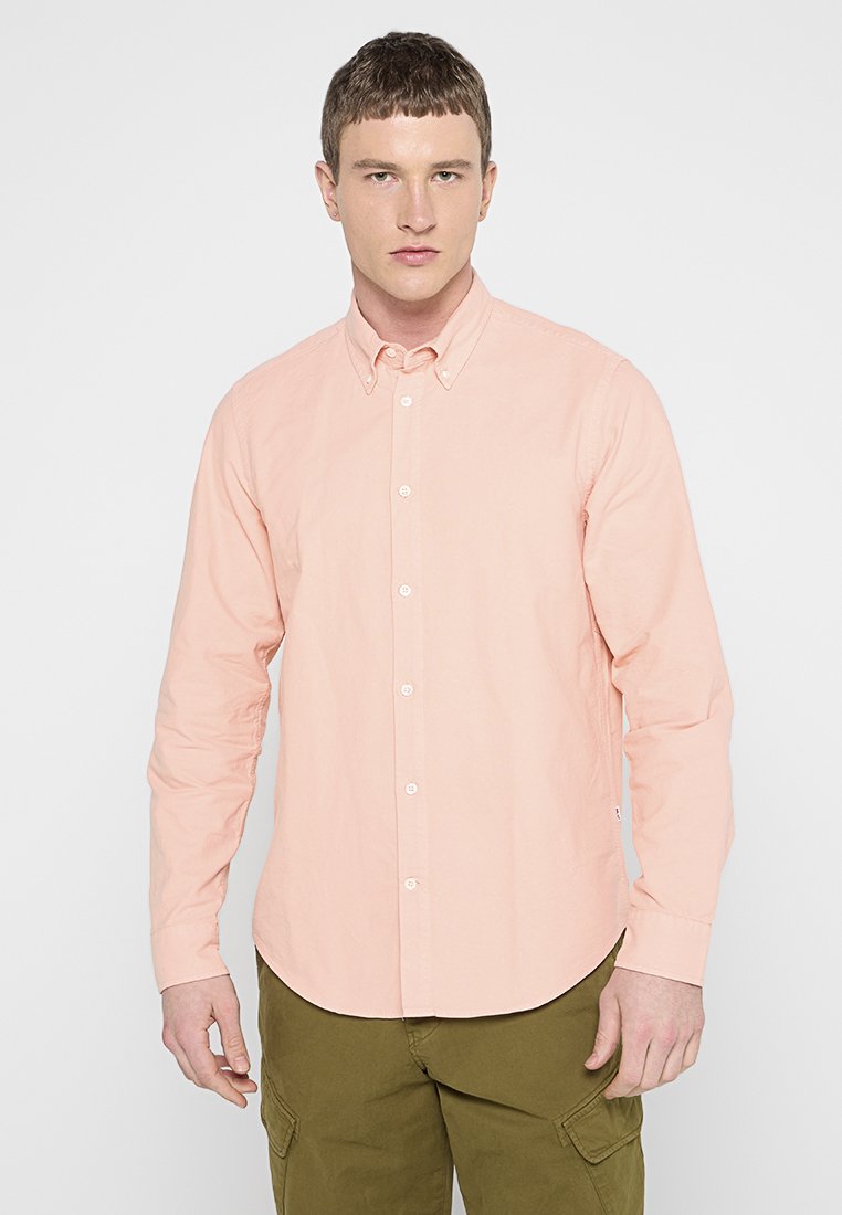 NN.07 Overhemd koraalrood