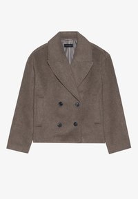 Brun uldblanding cropped peacoat med en underlagt krave, dobbeltknaplukning, to sidelommer og sorte knapper. Foring indvendigt.