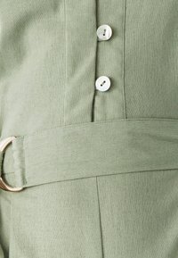 Niet geselecteerd, sage green