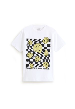 Biała koszulka Vans z czarno-białym zniekształconym wzorem w szachownicę i siedmioma żółtymi uśmiechniętymi buźkami z przekreślonymi oczami, poniżej napis "Vans OFF THE WALL".