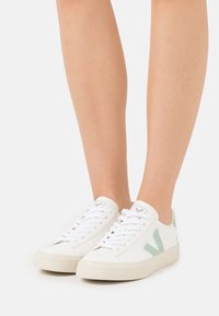 Veja - CAMPO - Sneakers low - extra white/matcha Imagine miniatură 1