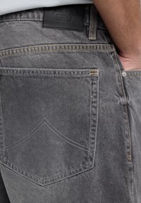 America Today Farkkushortsit - light grey